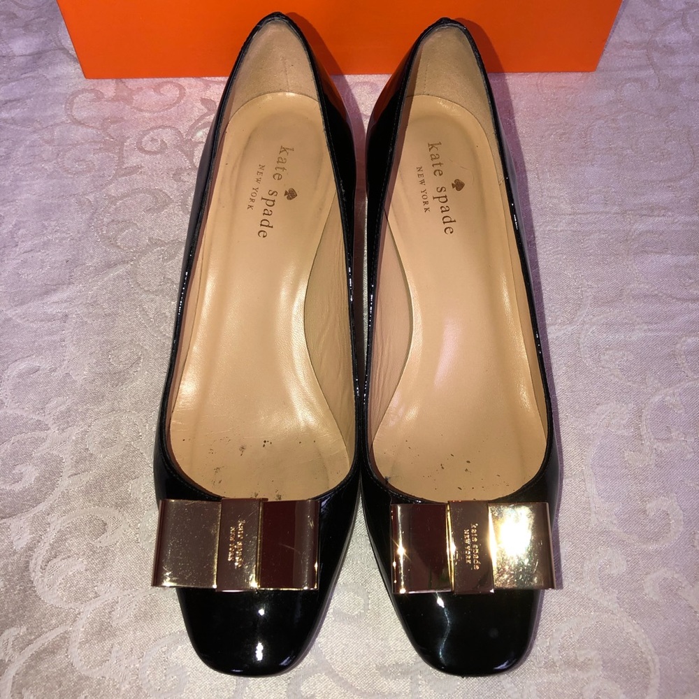 Black patent leather pumps 7.5M Kate Spade